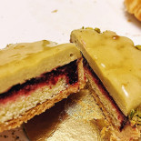 Lilu Fine Desserts Mâncare