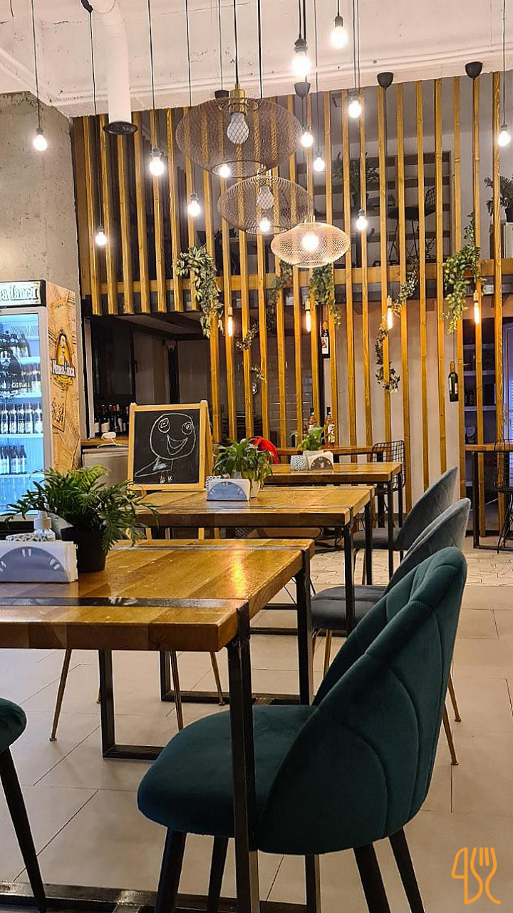 Chouette Bistro În interior