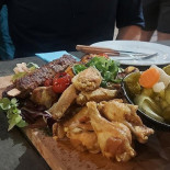 Beer And Grill 35 Mâncare