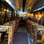 Dracula Medieval Feast Dentro