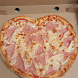 Pizza Familly The Best Mâncare