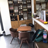 Primitiv Bbq În interior