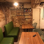 Primitiv Bbq În interior