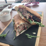 Primitiv Bbq Mâncare