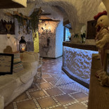 Cana Floreasca În interior
