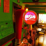 Green Room &darts În interior