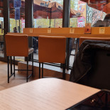 Mikel Coffee În interior