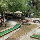 Minigolf&coffee Activitati Copii Bucuresti, Cafenea Si In Parc Exterior