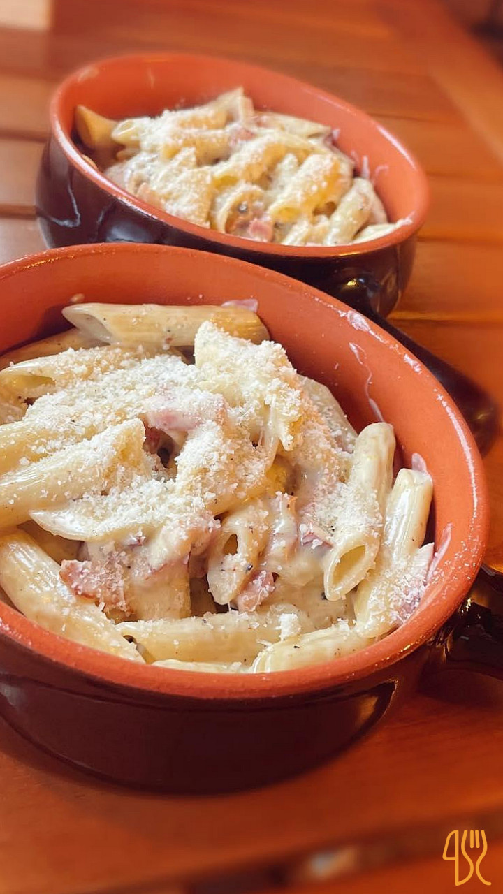 Midnight Trattoria Mâncare