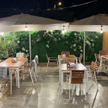 Midnight Trattoria În interior