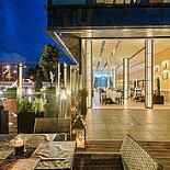 Golden Blitz Exterior