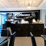 L' Aroma À l'intérieur