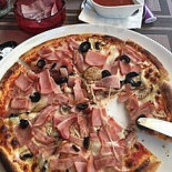 Mountain Saloon Nourriture