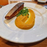 Colin's Gastro Pub Mâncare