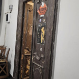 I-auzi Una Băutură