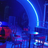 Hot Club În interior