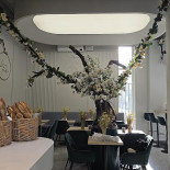 La Rosta În interior