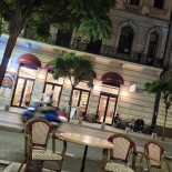 Cofetarie Cafenea Casa Capsa Exterior
