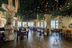 Wonder Bistro À l'intérieur