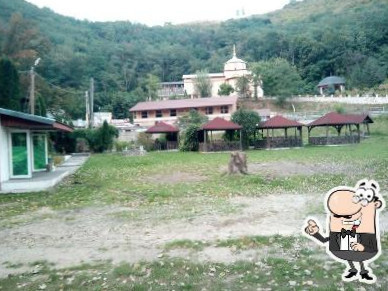 Hanul Piatra Scrisa Exterior