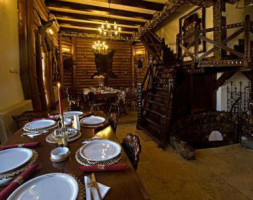 Hunter Castle Comida