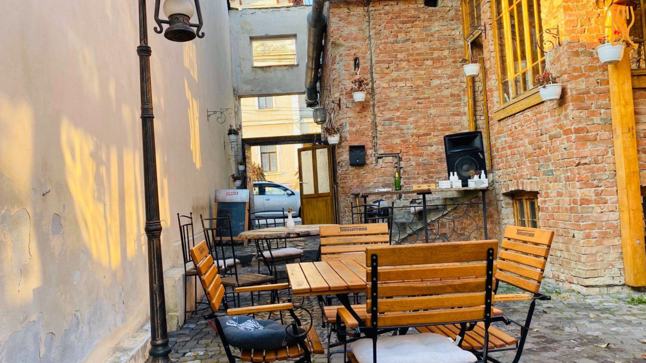 Art Club Exterior