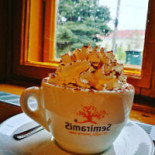 SemiramiS Cafe 2 Nourriture