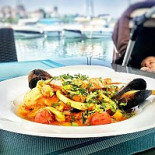 Lamal Fish& Grill Restaurant global.