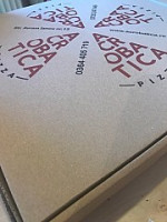 Pizza Acrobatica global.