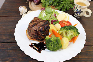 Vatra À l'intérieur