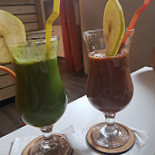 Jelen Juice Bar Mâncare