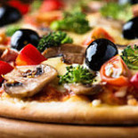 Super Pizza Mâncare