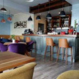 Uno Coffee Lounge À l'intérieur