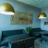 Cafe Cris bar&lounge À l'intérieur