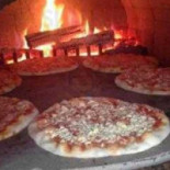 Pizzeria La Cuptor Mâncare