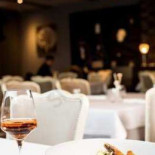 NOMAD - Wine & Cuisine Mâncare