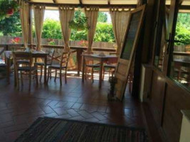 Restaurant Vatra À l'intérieur