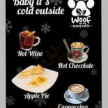 Woof Street Caffe Mâncare