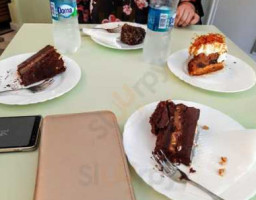 Cofetaria Do Re Mi Comida