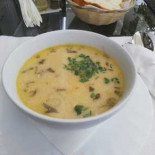 Popas Cucorăni Nourriture