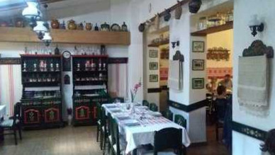 Han Gizi Csarda În interior