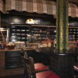 Bistro Junior Dentro