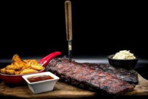 Tara's GastroPub Comida