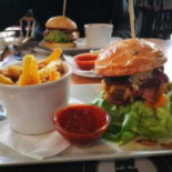 Colin's Gastro Pub Mâncare