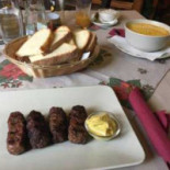 Salon Medieval À l'intérieur