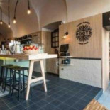 ROOTS Urban Tastery Nourriture