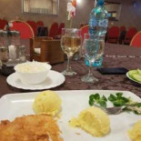 ,amicu, Baia Sprie Nourriture