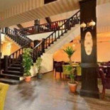 Restaurant Queen À l'intérieur