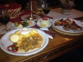 Hunter Castle Comida