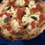 Luna Rossa Mâncare